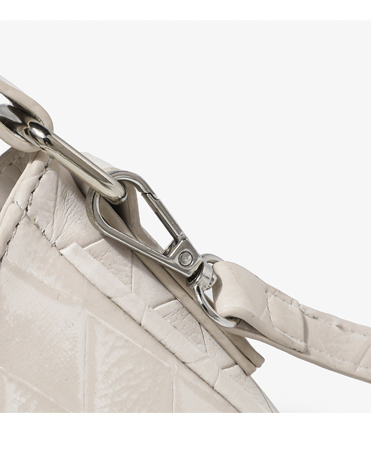 Retros White Patterned